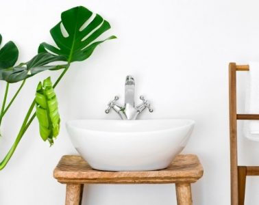 Tips and Tricks for Cleaning Your Bathroom