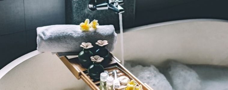 The Health Benefits of Taking a Bath