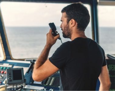 Best Ways To Handle a Boating Emergency at Sea