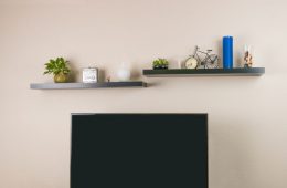3 Reasons To Install Floating Shelves in Your Home