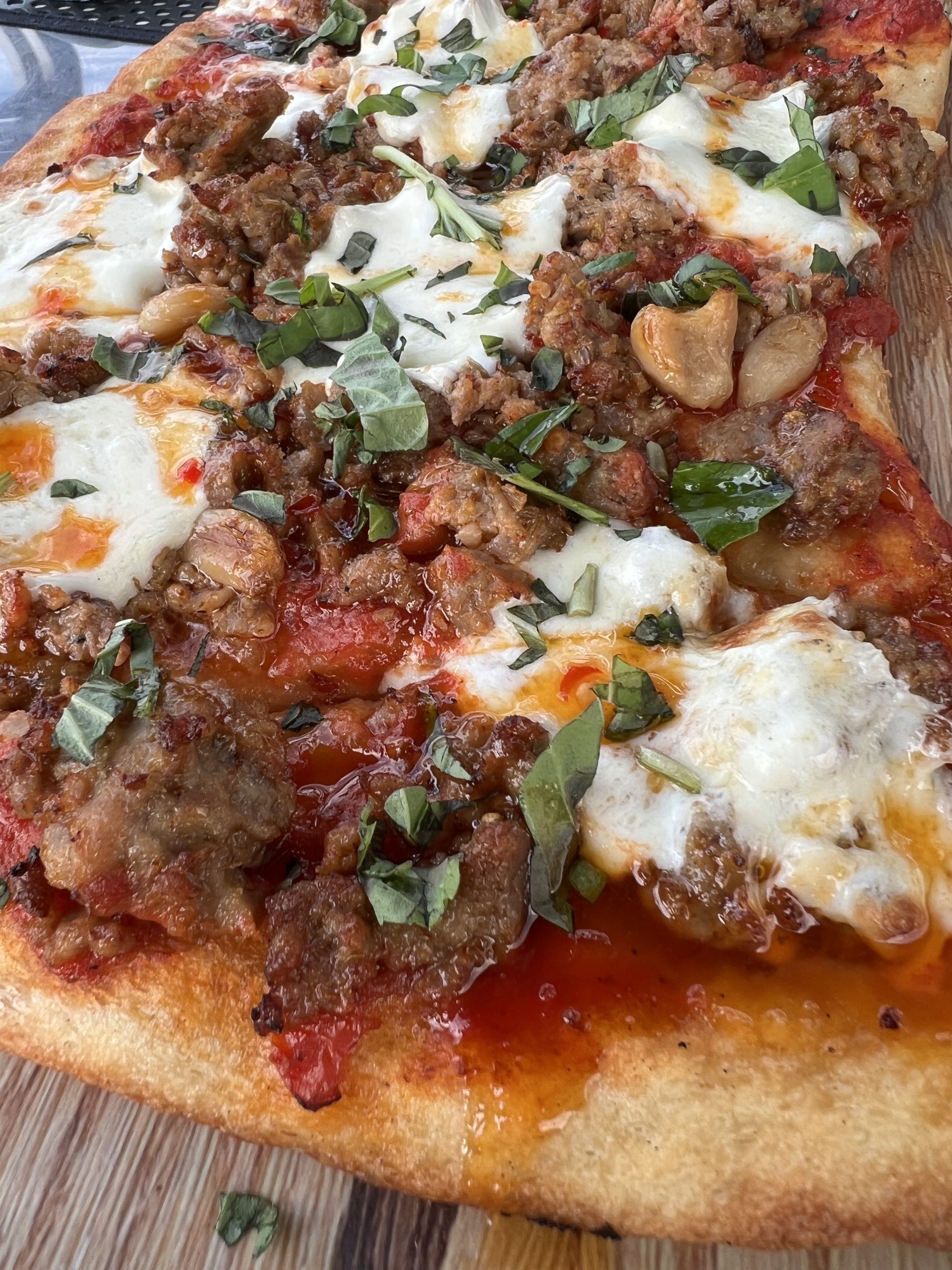 The-Sausage-and-Hot-Honey-Flatbread-in-Hingham-Massachusetts